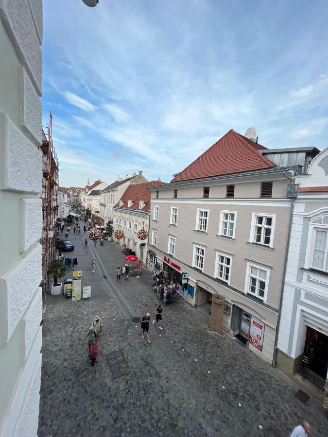 Hagmann'S Altstadt Appartement 2 크렘스안더다노 외부 사진